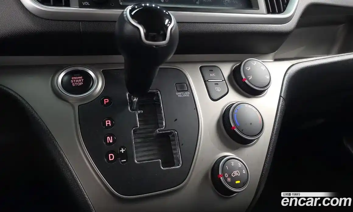 Kia Ray 2022 1.0 Автомат в Москве № 1172505, фото 9