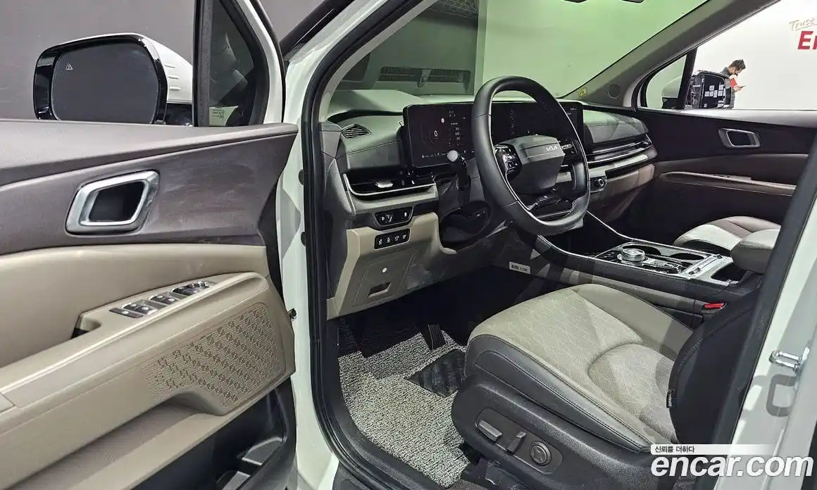 Kia Canival 2025 1.6 гидро в Москве № 1172518, фото 11