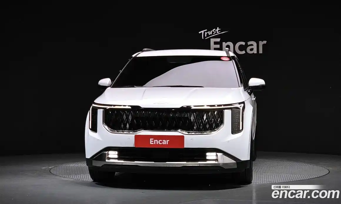 Kia Canival 2025 1.6 гидро в Москве № 1172518, фото 3