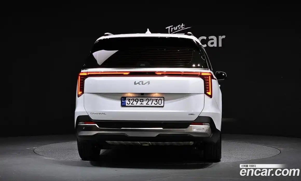 Kia Canival 2025 1.6 гидро в Москве № 1172518, фото 4