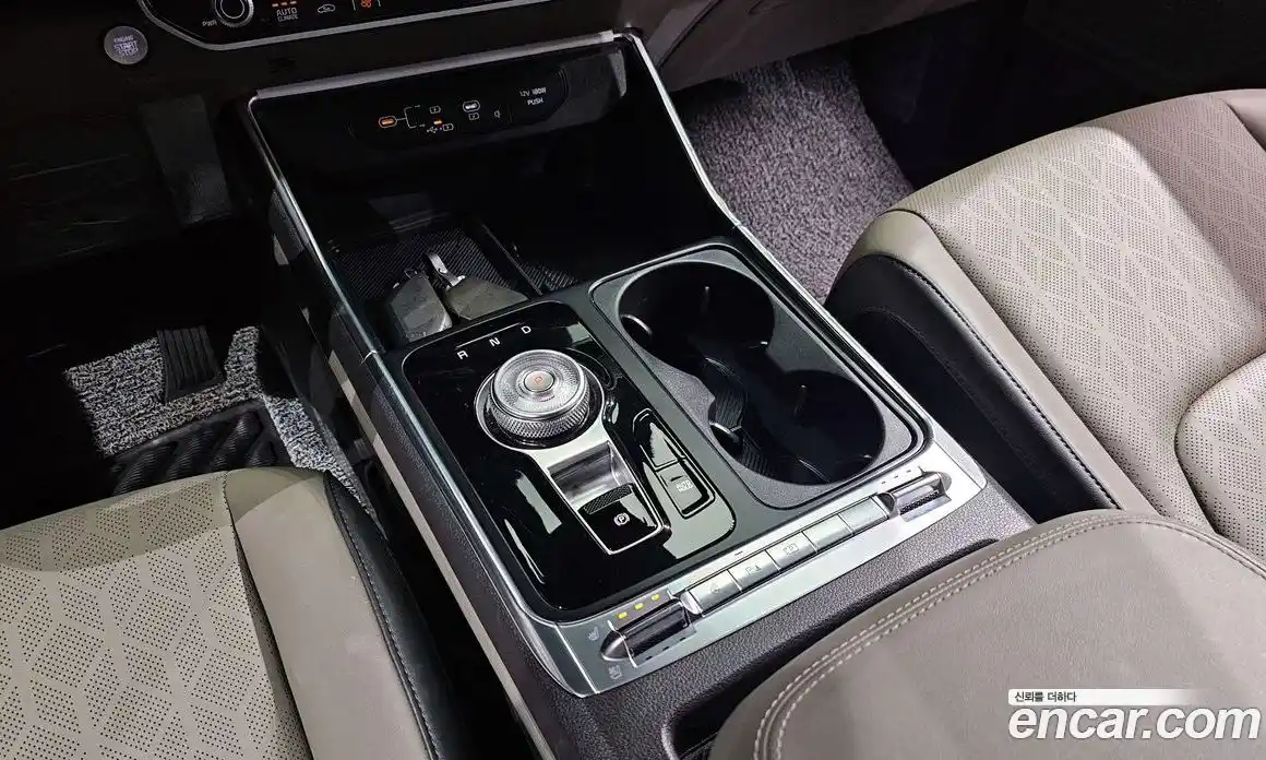 Kia Canival 2025 1.6 гидро в Москве № 1172518, фото 9