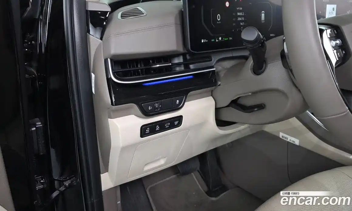 Kia Canival 2025 1.6 гидро в Москве № 1172522, фото 13