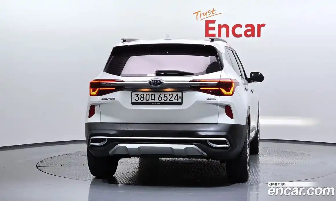 Kia Seltos 2020 1.6 гидро в Москве № 1172548, фото 4