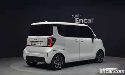 Kia Ray 2024 1.0 Автомат в Москве № 1172552, миниатюра 2