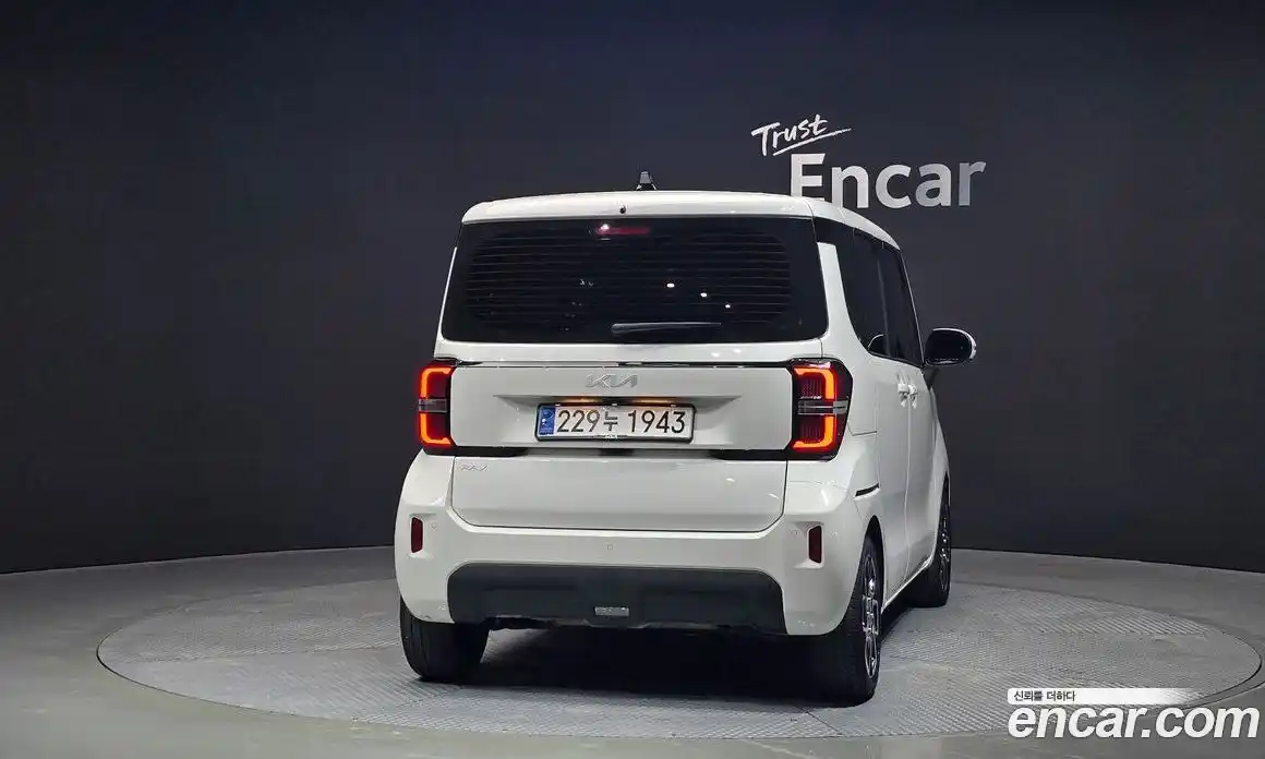 Kia Ray 2024 1.0 Автомат в Москве № 1172552, фото 4