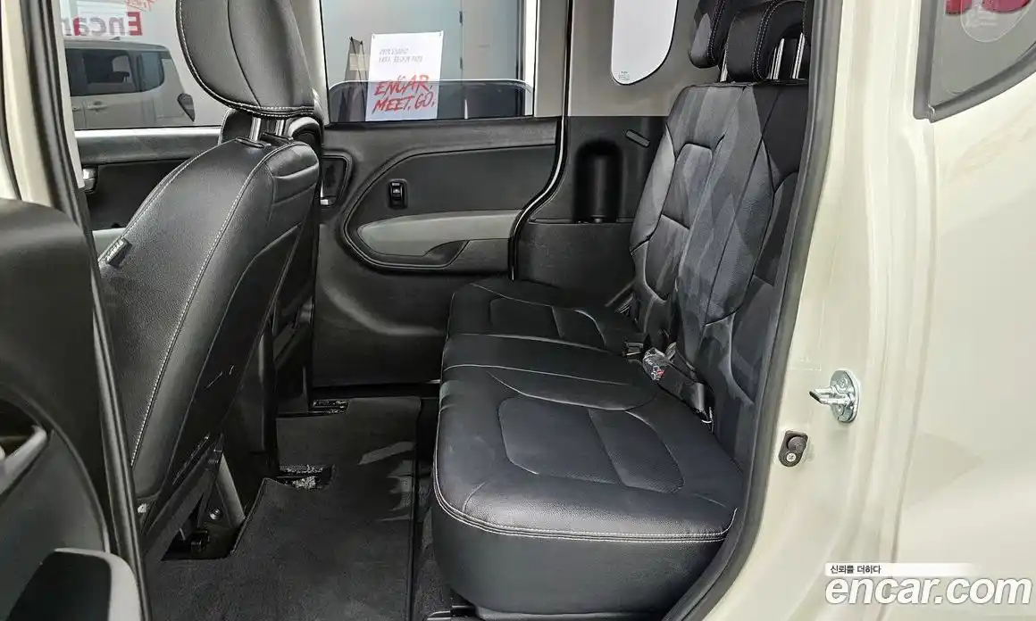 Kia Ray 2022 1.0 Автомат в Москве № 1172581, фото 12