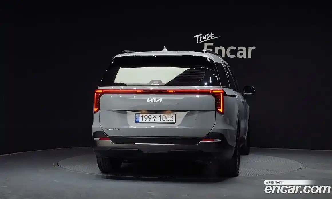 Kia Canival 2025 3.5 гидро в Москве № 1172584, фото 4