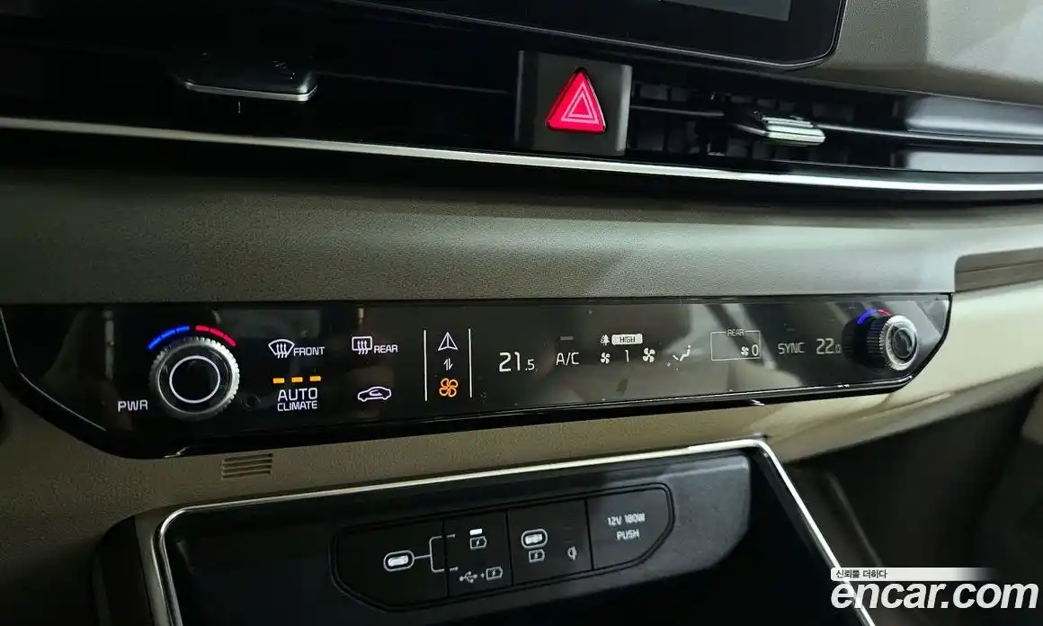 Kia Canival 2025 2.2 Автомат в Москве № 1172594, фото 17