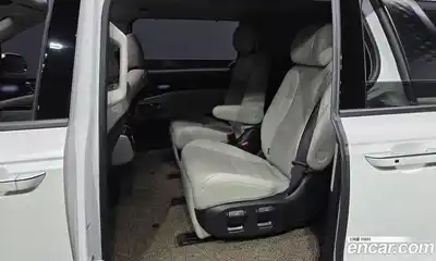 Kia Canival 2023 3.5 гидро в Москве № 1172600, миниатюра 11