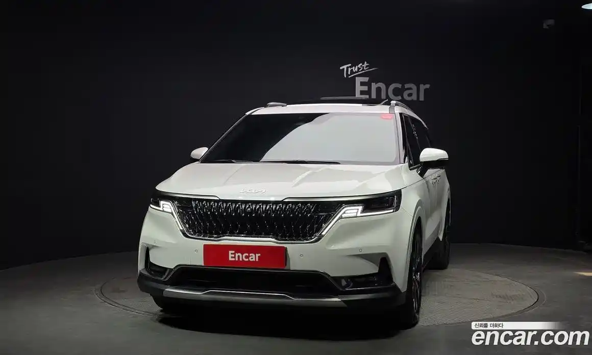 Kia Canival 2023 3.5 гидро в Москве № 1172600, фото 3
