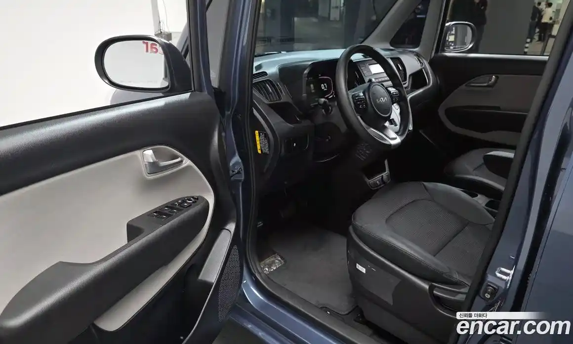 Kia Ray 2024 1.0 Автомат в Москве № 1172629, фото 11