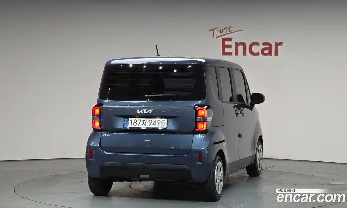 Kia Ray 2024 1.0 Автомат в Москве № 1172629, фото 4