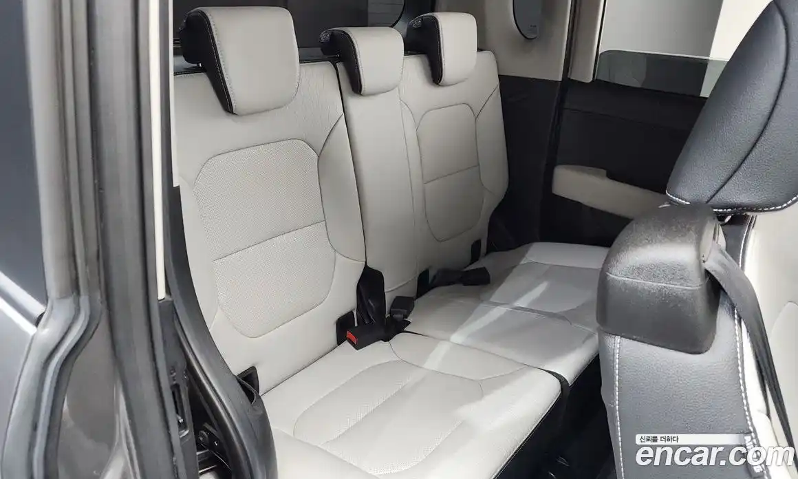 Kia Ray 2023 1.0 Автомат в Москве № 1172650, фото 11