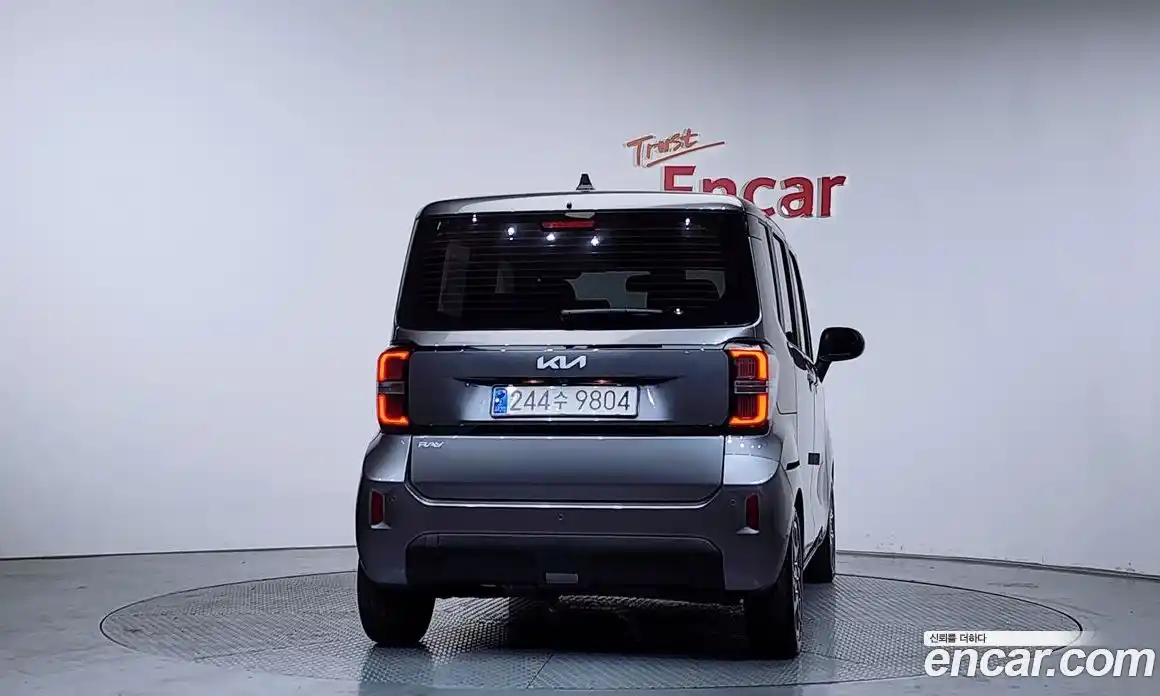 Kia Ray 2023 1.0 Автомат в Москве № 1172650, фото 3