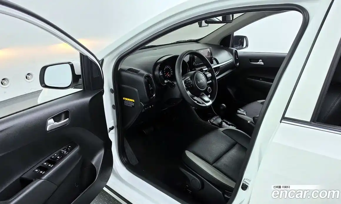 Kia Morning 2023 1.0 Автомат в Москве № 1172659, фото 11