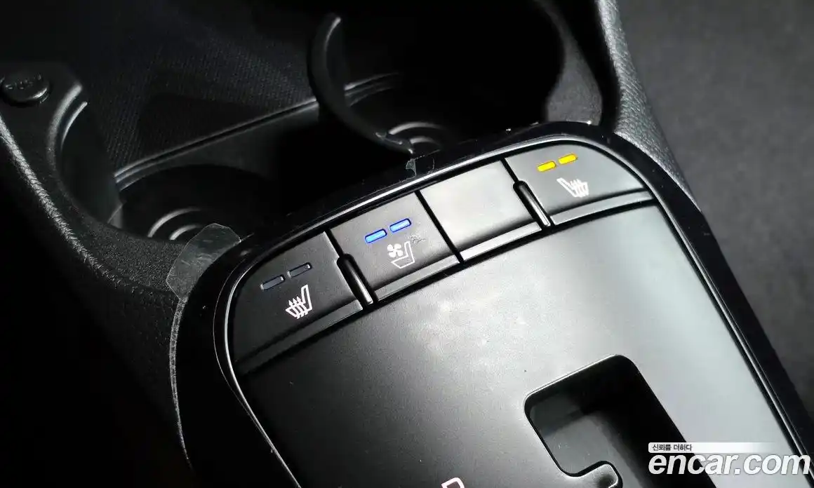 Kia Morning 2023 1.0 Автомат в Москве № 1172659, фото 17