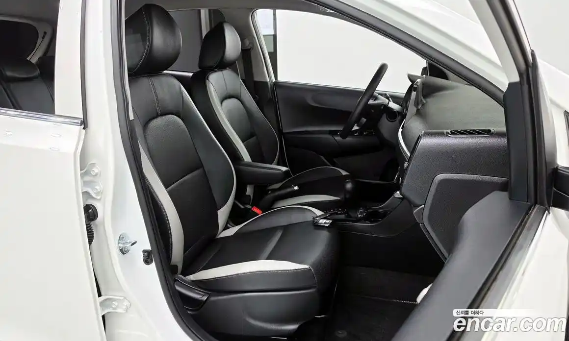 Kia Morning 2023 1.0 Автомат в Москве № 1172659, фото 10