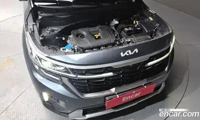 Kia Seltos 2024 2.0 гидро в Москве № 1172672, миниатюра 6
