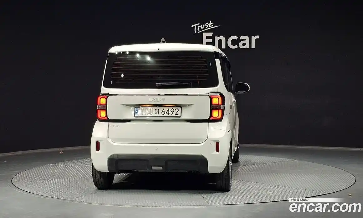 Kia Ray 2024 1.0 Автомат в Москве № 1172706, фото 4