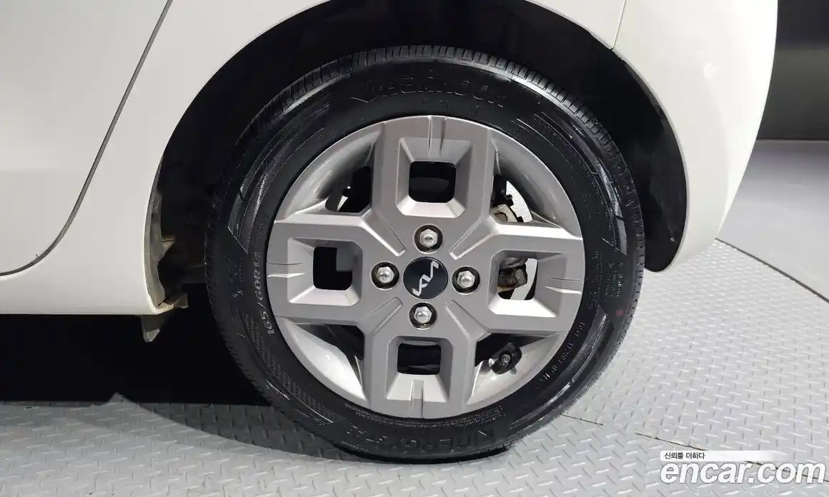 Kia Ray 2024 1.0 Автомат в Москве № 1172706, фото 5