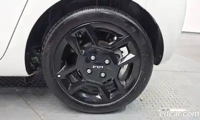 Kia Ray 2024 1.0 Автомат в Москве № 1172723, миниатюра 4