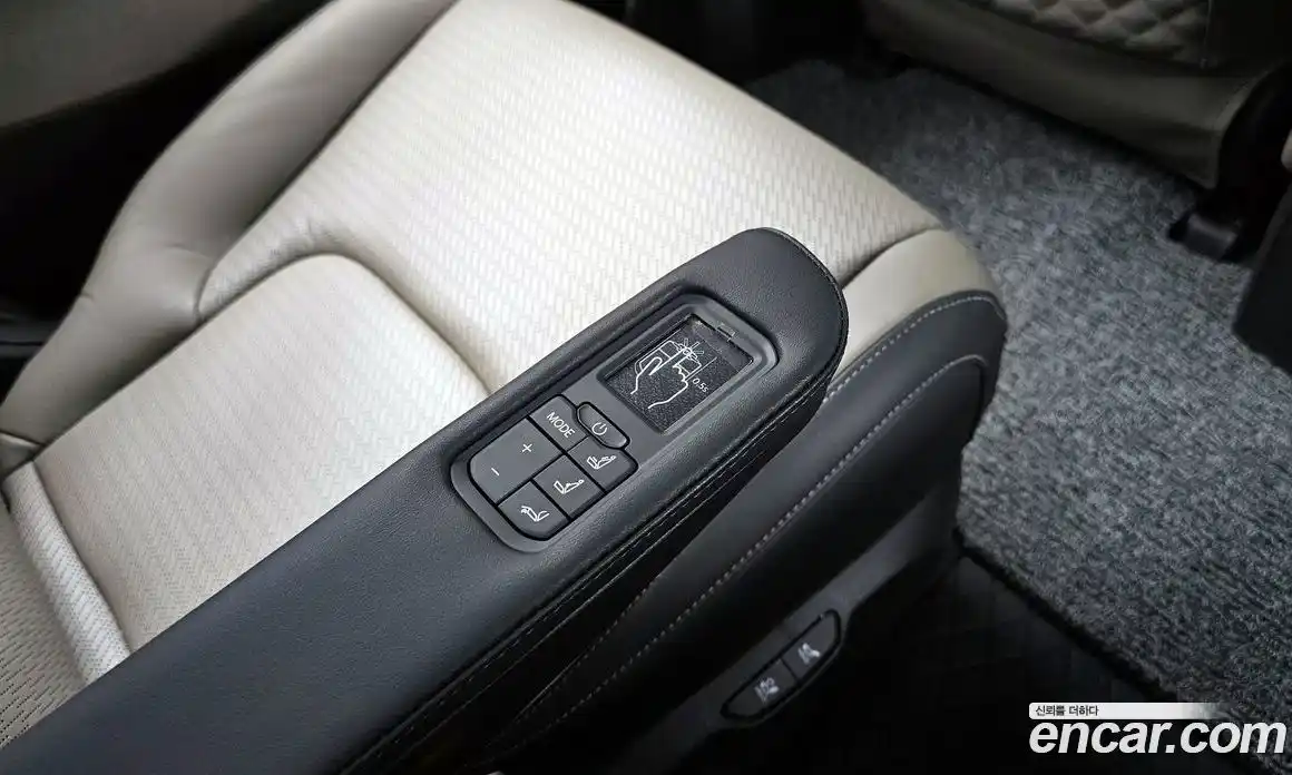 Kia Canival 2024 1.6 гидро в Москве № 1172724, фото 18