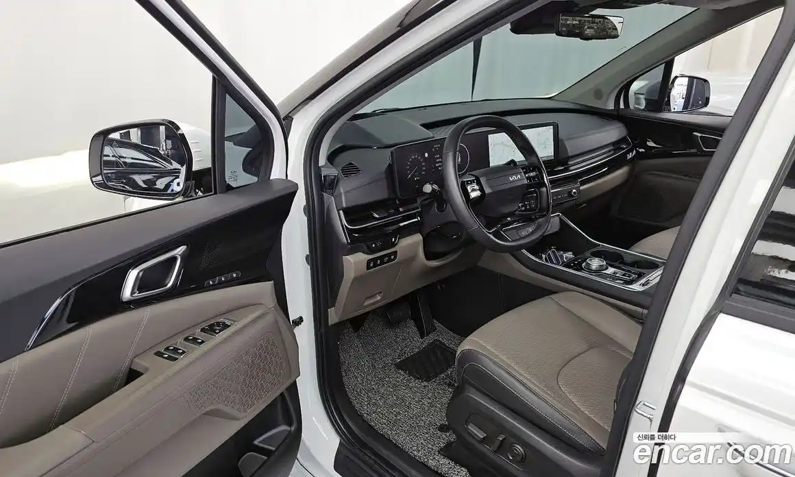 Kia Canival 2024 1.6 гидро в Москве № 1172724, фото 10