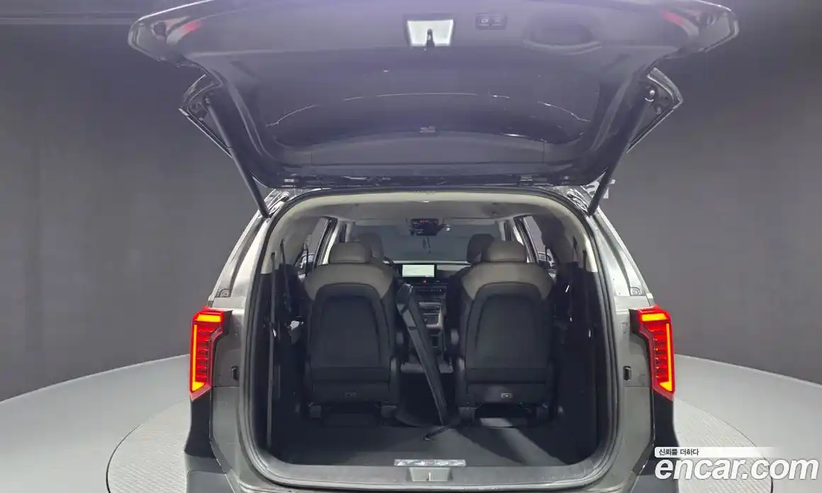 Kia Canival 2024 2.2 Автомат в Москве № 1172742, фото 20