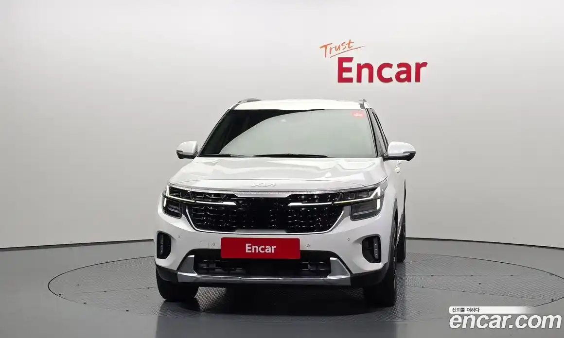 Kia Seltos 2023 1.6 гидро в Москве № 1172744, фото 3