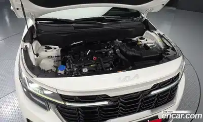 Kia Seltos 2023 1.6 гидро в Москве № 1172744, миниатюра 6