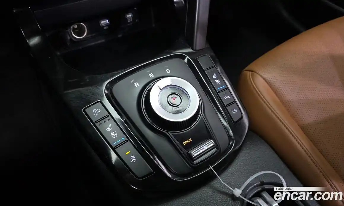 Kia Seltos 2023 1.6 гидро в Москве № 1172744, фото 9