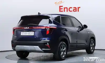 Kia Seltos 2023 2.0 гидро в Москве № 1172768, миниатюра 2