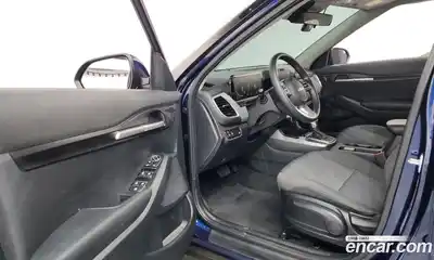 Kia Seltos 2023 2.0 гидро в Москве № 1172768, миниатюра 10
