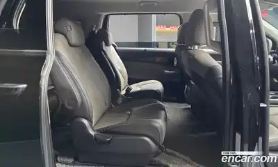 Kia Canival 2024 3.5 гидро в Москве № 1172788, миниатюра 12