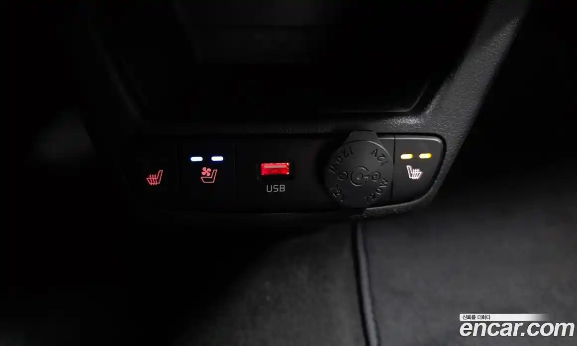 Kia Ray 2023 1.0 Автомат в Москве № 1172795, фото 18