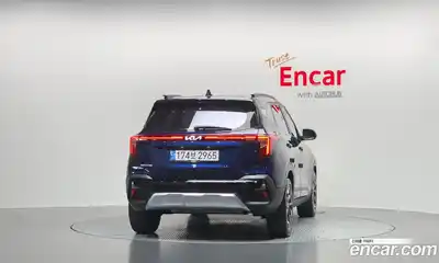 Kia Seltos 2023 1.6 гидро в Москве № 1172797, миниатюра 4