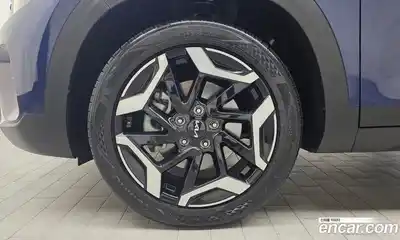 Kia Seltos 2023 1.6 гидро в Москве № 1172797, миниатюра 5