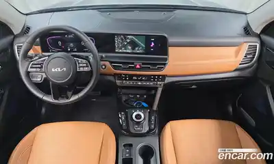 Kia Seltos 2023 1.6 гидро в Москве № 1172797, миниатюра 7