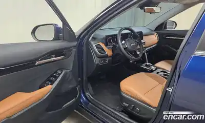 Kia Seltos 2023 1.6 гидро в Москве № 1172797, миниатюра 10