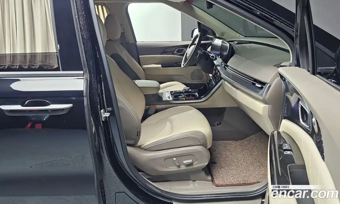 Kia Canival 2022 3.5 Автомат в Москве № 1172850, фото 11