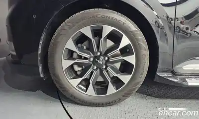 Kia Canival 2022 3.5 Автомат в Москве № 1172850, миниатюра 5