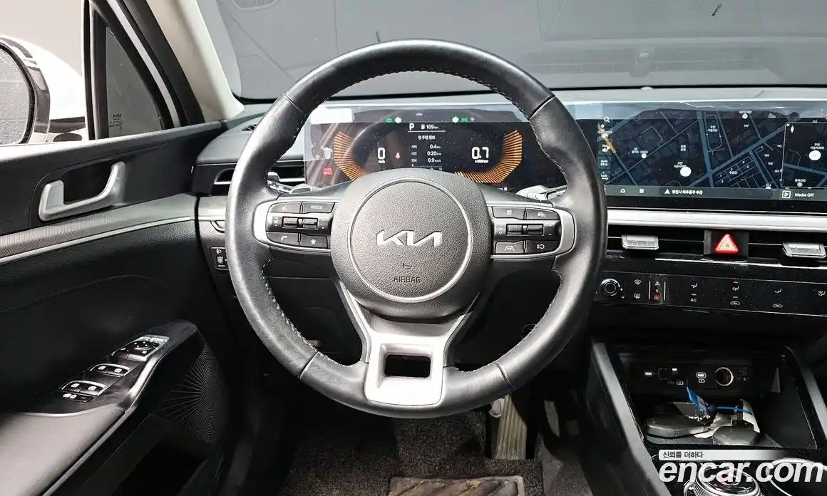 Kia K5 2024 2.0 гидро в Москве № 1172877, фото 13