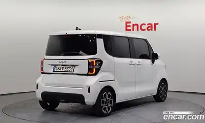 Kia Ray 2023 1.0 Автомат в Москве № 1172904, миниатюра 2