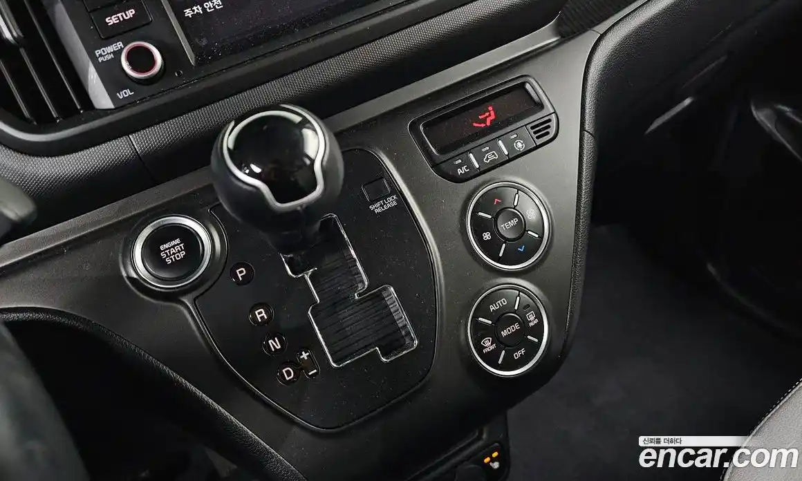 Kia Ray 2023 1.0 Автомат в Москве № 1172904, фото 9