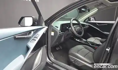 Kia Niro 2022 1.6 гидро в Москве № 1172905, миниатюра 11