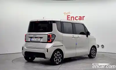 Kia Ray 2022 1.0 Автомат в Москве № 1172930, миниатюра 2