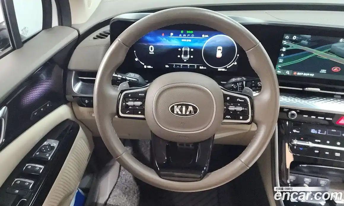 Kia Canival 2021 3.5 Автомат в Москве № 1172935, фото 13