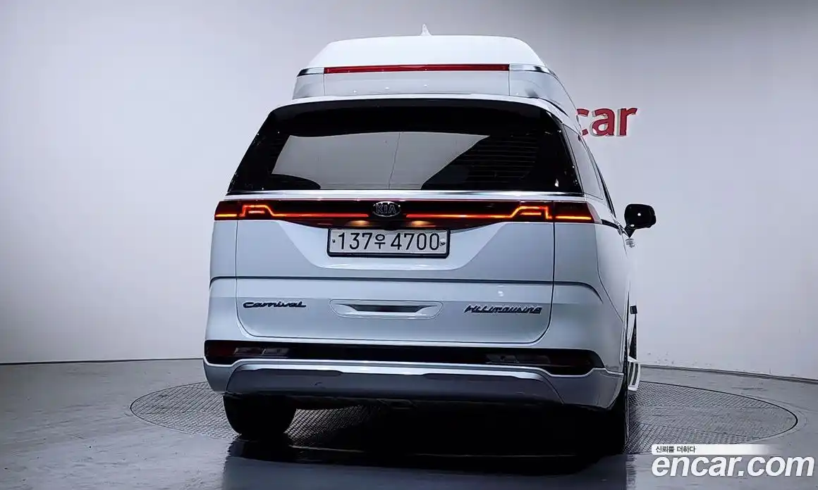 Kia Canival 2021 3.5 Автомат в Москве № 1172935, фото 4