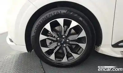 Kia Canival 2021 3.5 Автомат в Москве № 1172935, миниатюра 5