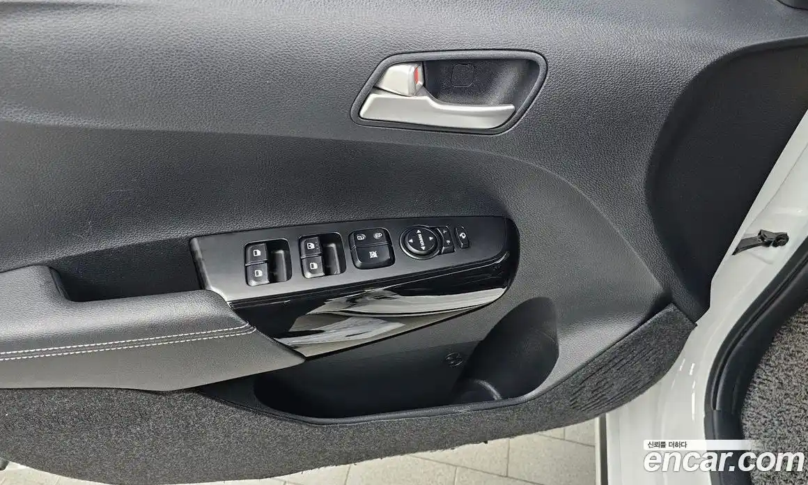 Kia Morning 2023 1.0 Автомат в Москве № 1172950, фото 14